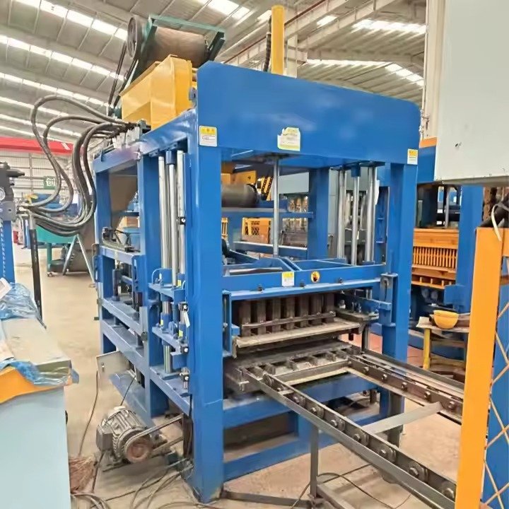 Franquia de tijolo ecológico ou marca própria