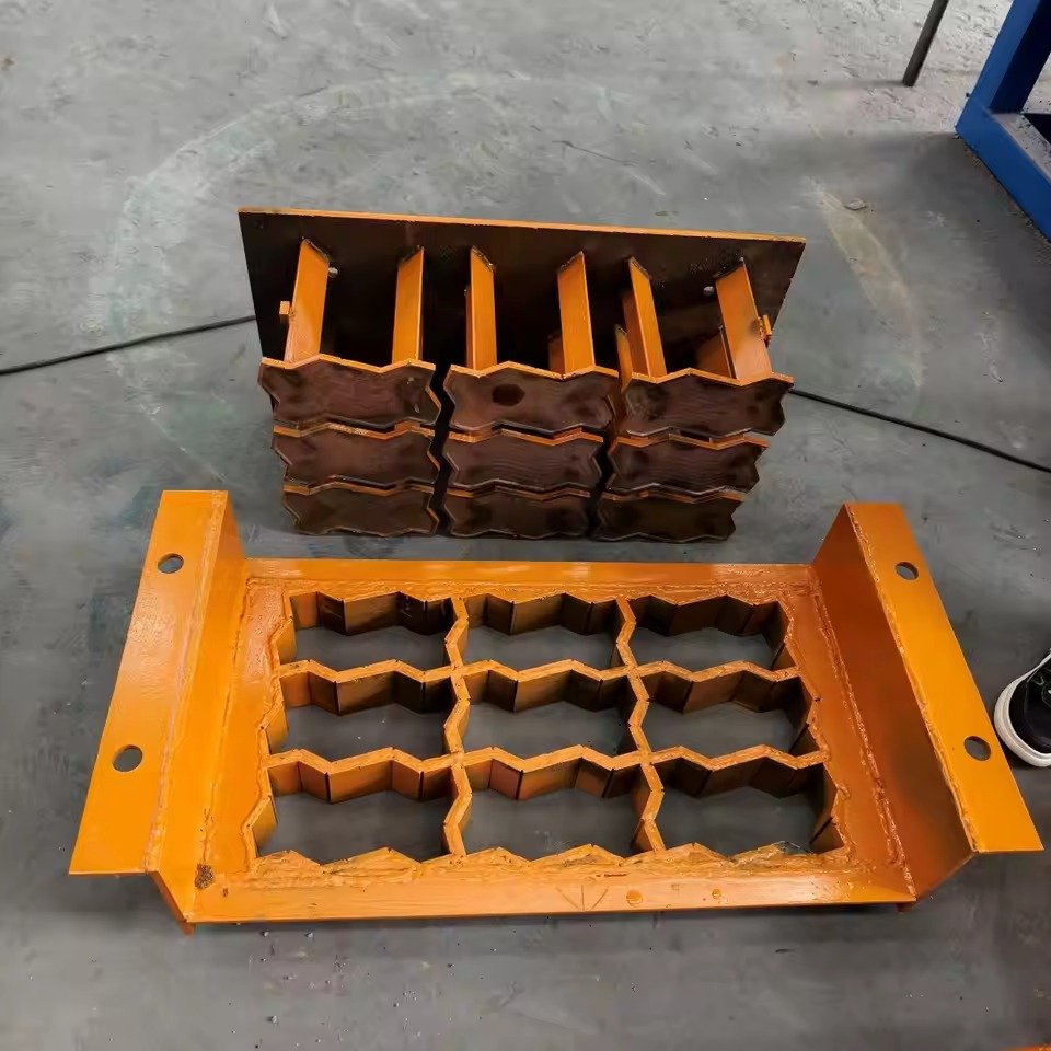 Forma Tijolo Ecológico