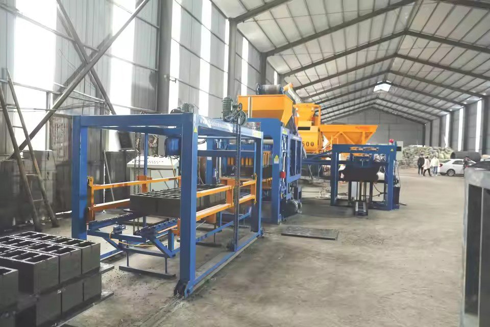 Fábrica MAIKONG em Shenzhen com vista panorâmica das instalações de produção