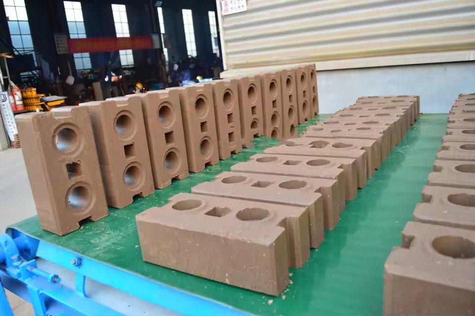 Linha de produção de blocos de concreto com máquina automática